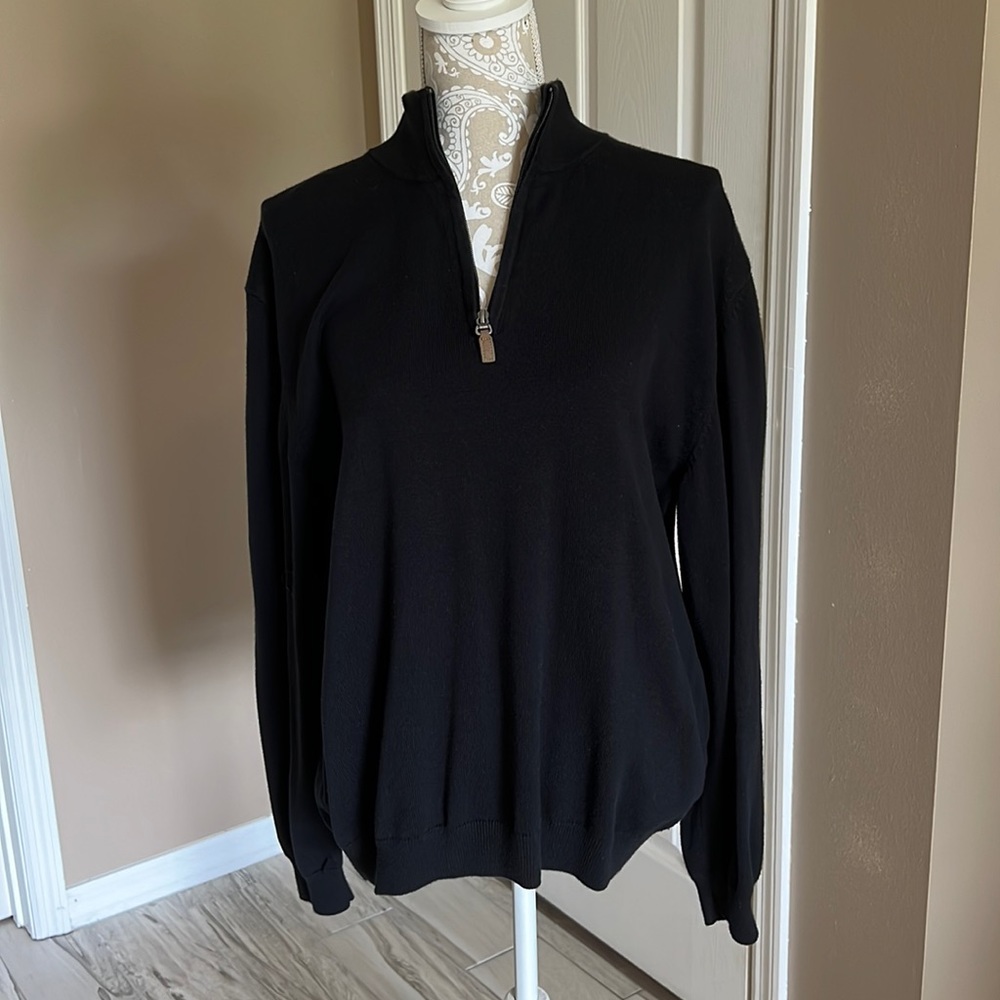• Roundtree & Yorke half zip pull over sweater, L •